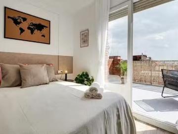 Acogedor Habitación en Passeig de Valldaura, La Prosperitat