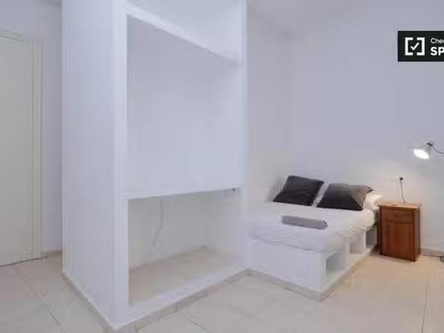 ¡Recién llegado! Habitación en piso compartido en alquiler en.