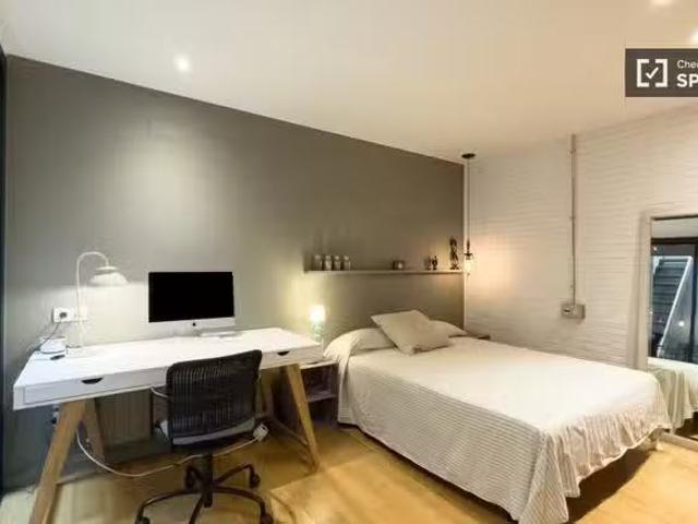 Único Habitación en piso compartido en alquiler en Les Tres To.