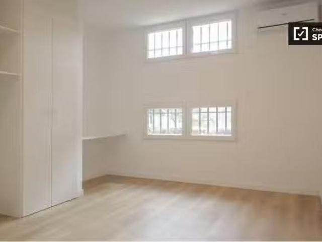 ¡Renta! Habitación en piso compartido en alquiler en Lucero, M.