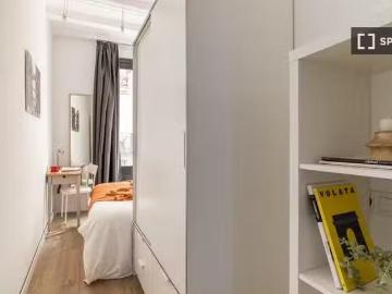 Barato Habitación en piso compartido en barcelona