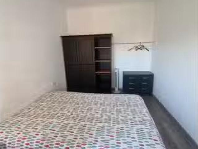 Bonito Habitación en piso compartido en barcelona