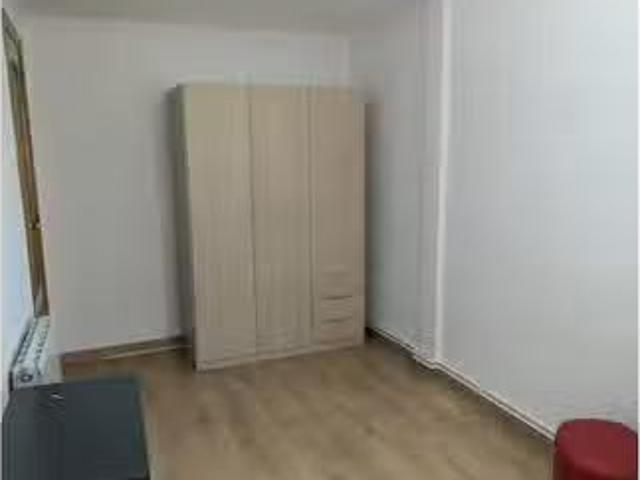 Acogedor Habitación en piso compartido en Terrassa, Barcelona