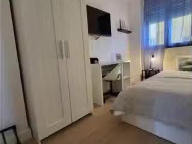 Nuevo Habitación en piso de 5 habitaciones en Alicante