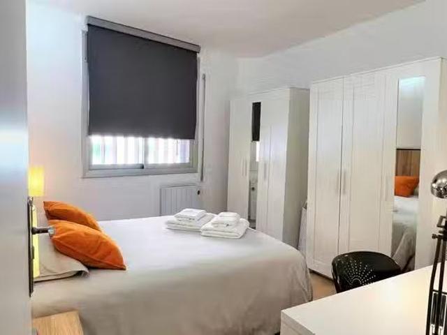 Nuevo Habitación en Rambla de la Muntanya, El Guinardó