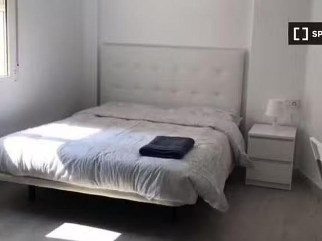 ¡Renta! Se alquila habitación, apartamento de 5 dormitorios, B.