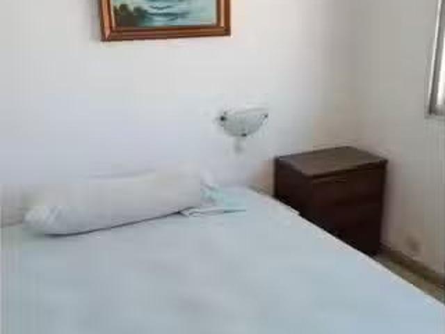 Bonito Se alquila habitación en Jardín de La Abadía, Málaga