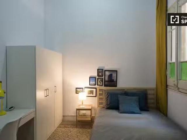 Bonito Se alquila habitación en Vila de Gràcia, Barcelona