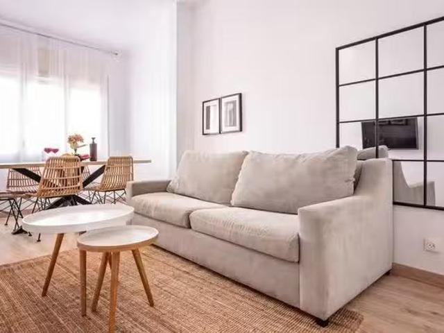 Encantador Piso de 4 habitaciones en Barcelona