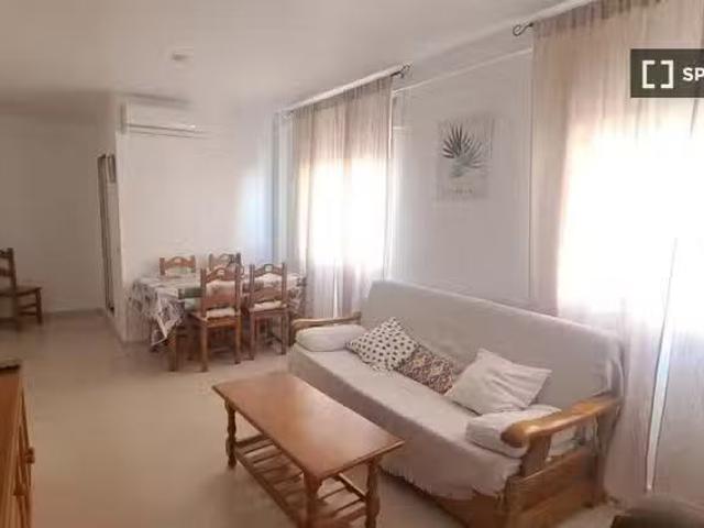 ¡Oferta! Piso de 1 dormitorio en alquiler en Puerto Real, Cádiz
