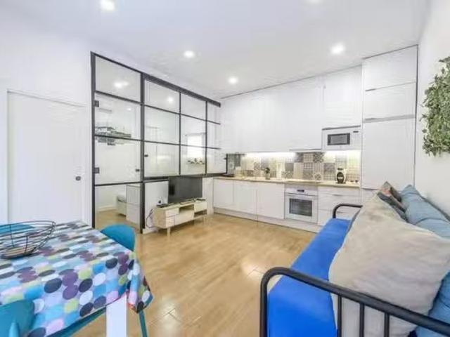 Nuevo Piso de 1 habitación en Calle de los Hermanos Gómez, Ciu.