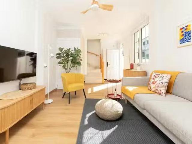 Acogedor Piso de 1 habitación en Calle Luisa Estany