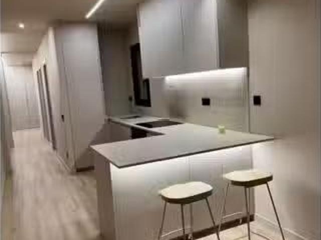 ¡En alquiler! Piso de 2 habitaciones en alquiler en Santa Colo.
