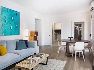 Único Piso de 2 habitaciones en Barcelona