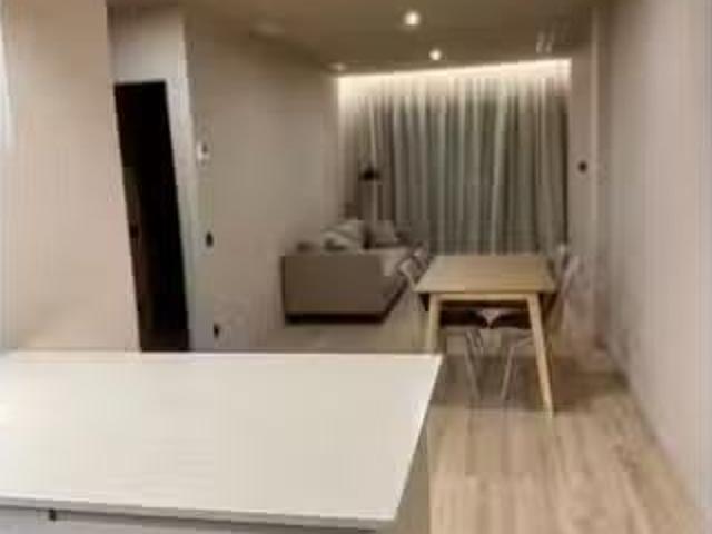 Encantador Piso de 3 habitaciones en alquiler en Santa Coloma.