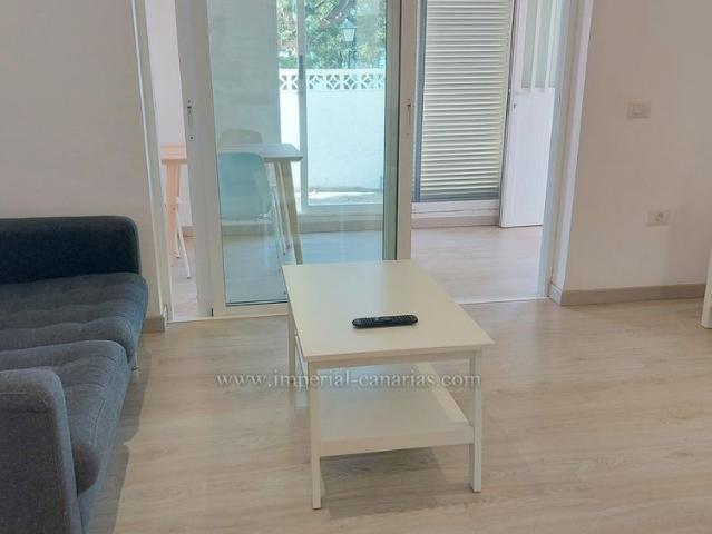 Bonito piso de dos dormitorios en zona de mucha paz. Solo por temporadas