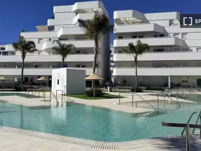 ¡Renta! Piso en alquiler de 2 habitaciones en Vélez Málaga