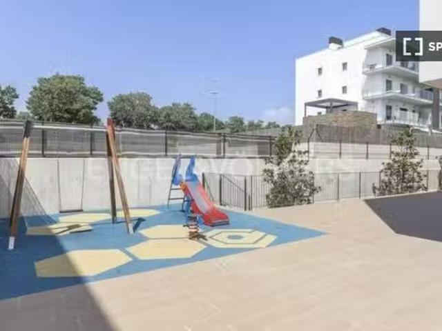 Bonito Piso en alquiler de 3 habitaciones en Vilanova i la Gel.
