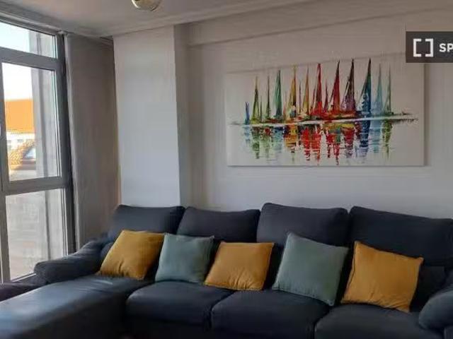 Encantador Piso en alquiler de 3 habitaciones en Casco Vello.
