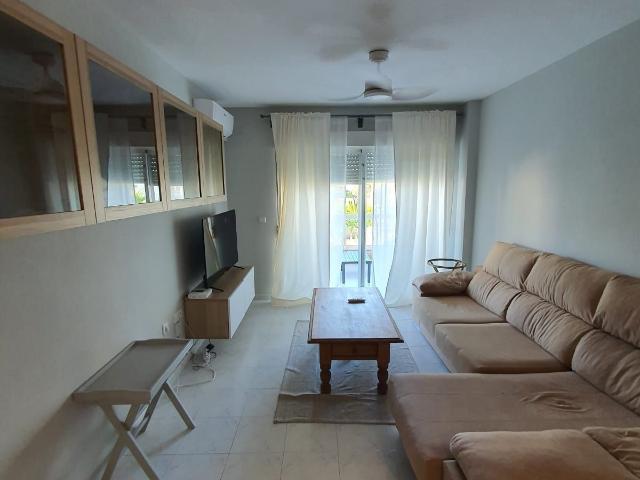 BONITO PISO EN EL ALBIR DE ALQUILER SOLO DISPONIBLE JUNIO JULIO Y AGOSTO