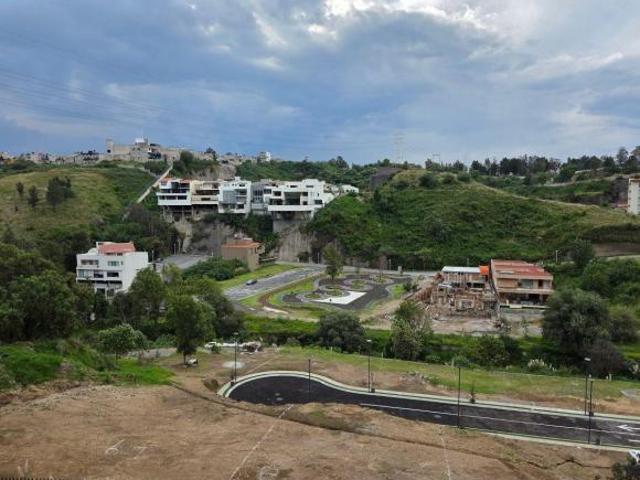 Bonito terreno en fraccionamiento residencial con seguridad. Vive en Lomas del Río. Poniente