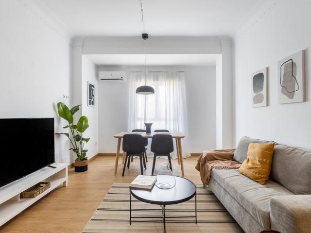 Bonito apartamento de 3 dormitorios para nómadas ·