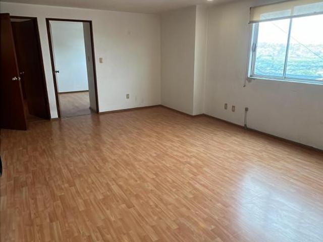Bonito y luminoso departamento con excelente ubicación en Las Águilas