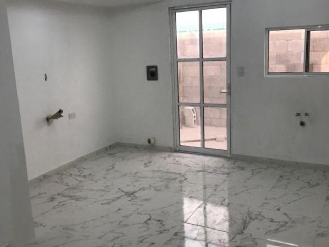Bonita casa de un piso al norte