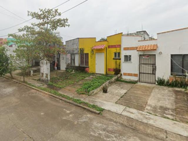 BONITA CASA DE RECUPERACION BANCARIA EN VERACRUZ FRACC LAS OALS