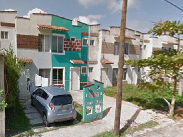 BONITA CASA DE RECUPERACION BANCARIA EN VERACRUZ FRACC LAS OLAS