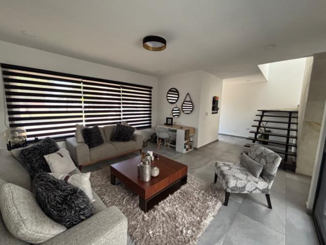 BONITA CASA EN TRENTO RESIDENCIAL, Irapuato