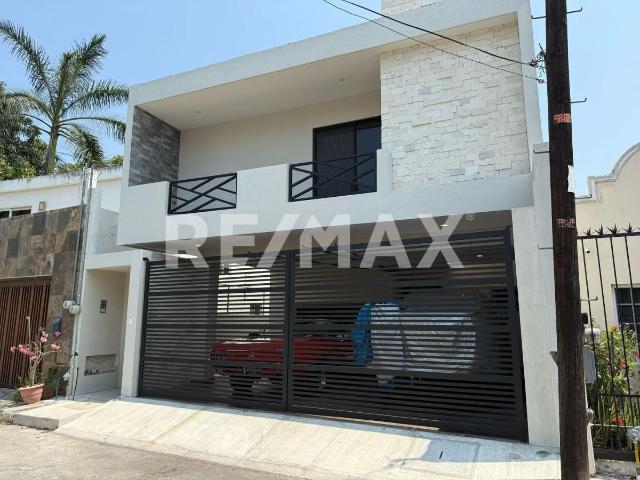 BONITA CASA EN VENTA