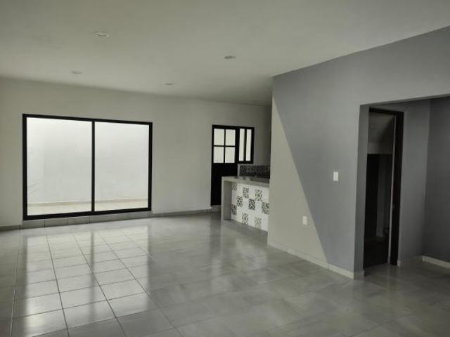 BONITA CASA EN VENTA A 5 MINUTOS DEL ZOCALO DE CÓRDOBA