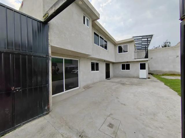 Bonita Casa en venta, cerca del Aeropuerto de Toluca