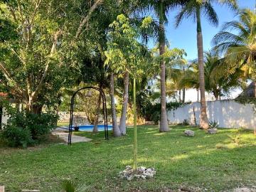 BONITA CASA EN VENTA CON AMPLIO TERRENO. TAMANCHE