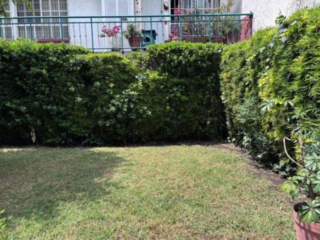 ¡ BONITA CASA EN VENTA DENTRO DE UN CONDOMINIO, EN LOMAS DE TARANGO ¡!