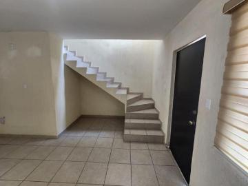 Bonita casa en venta en Alta California