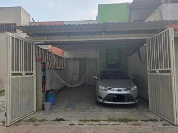 BONITA CASA EN VENTA EN COTO FRENTE A PARQUE