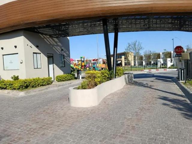 Bonita casa en venta en Escobedo NL en uno de los mejores fraccionamientos. NN HDQ737