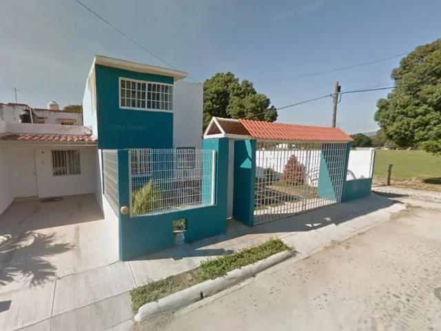 BONITA CASA EN VENTA EN MANZANILLO, COLIMA