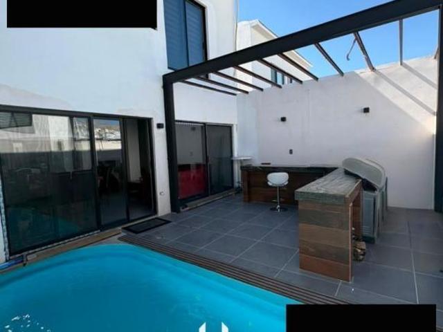 BONITA CASA EN VENTA EN RESIDENCIAL TARRAGONA ZONA VALLE ESCONDIDO CON ALBERCA, SÚPER EQUIPADA