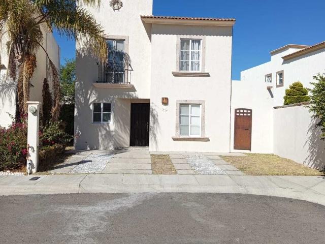 Bonita casa en condominio privado EL REFUGIO