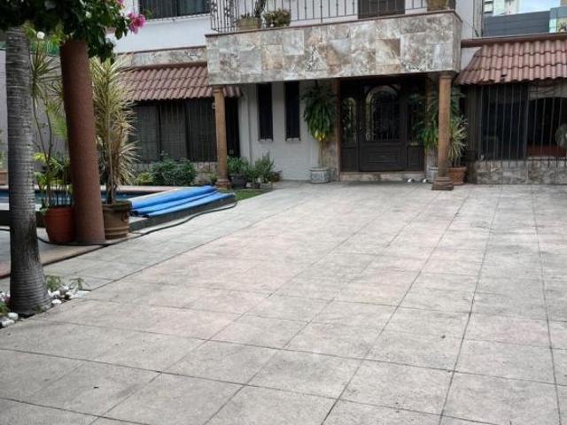 BONITA CASA EN DELICIAS CUERNAVACA