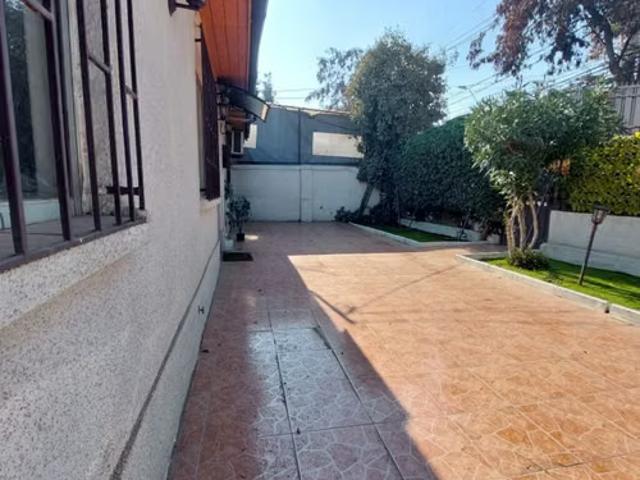 Bonita casa en Macul a pasos de metro Quilín 1699 | dormitorios por 6300.00 en Macul