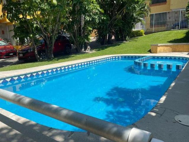 Bonita casa en norte de Cuernavaca Lomas de Cortés dentro de condominio privado de solo 7 casas