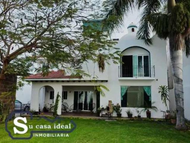 bonita casa en privada residencial en Cuautla Morelos