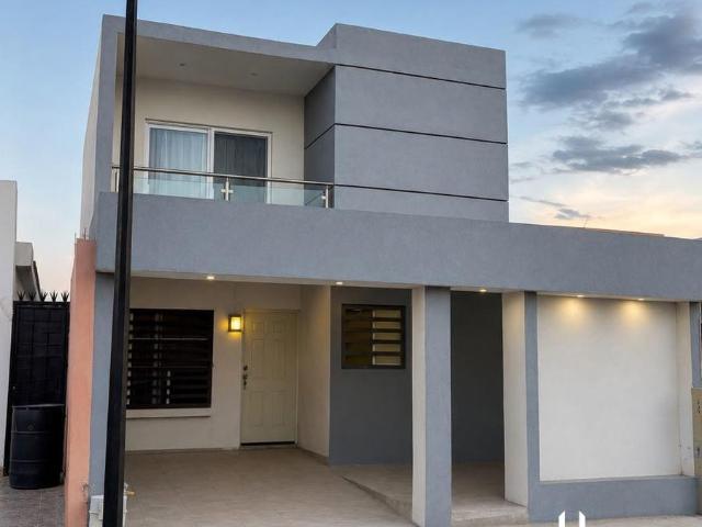 BONITA CASA EN RENTA EN FRACC. LAS PALMAS X ZONA NORTE