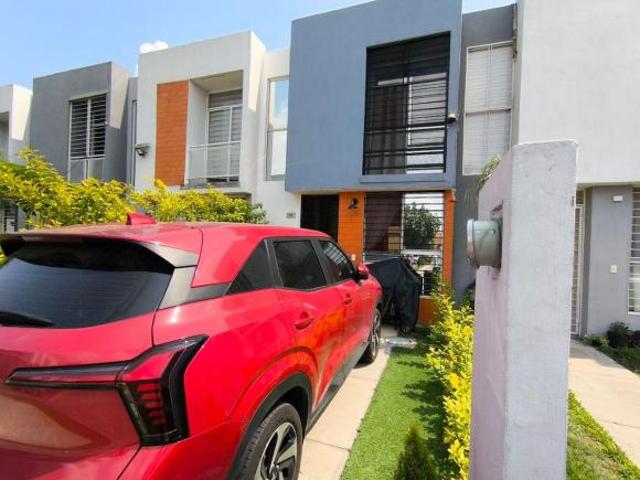 Bonita Casa mod. Cedro especial en 2pl En coto privado 24/7. Fracc Paseos de los Parques Tlaquepaque