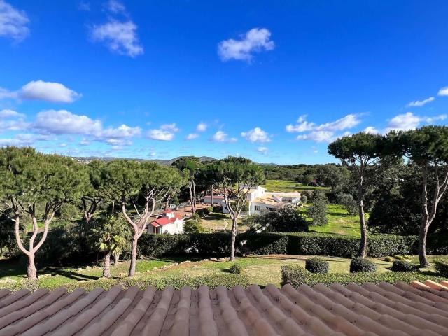 Bonita moradia T3+1 em Vilamoura