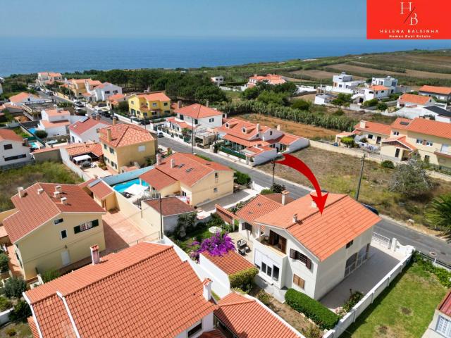 Bonita moradia V6, situada nos Casais de São Lourenço, junto à praia de São Lourenço, Ericeira